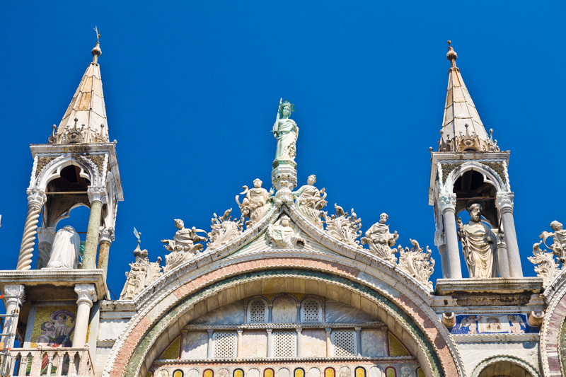 Edicole e lunetta della Basilica di San Marco