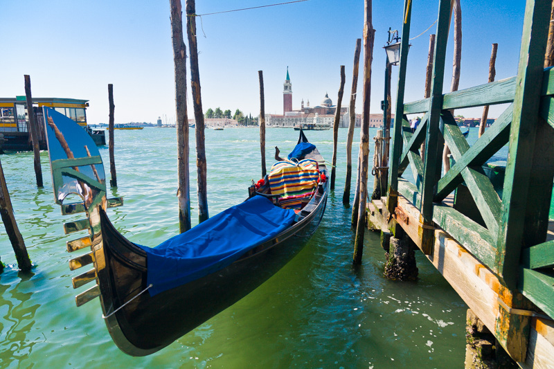 Il ferro di prua di una gondola